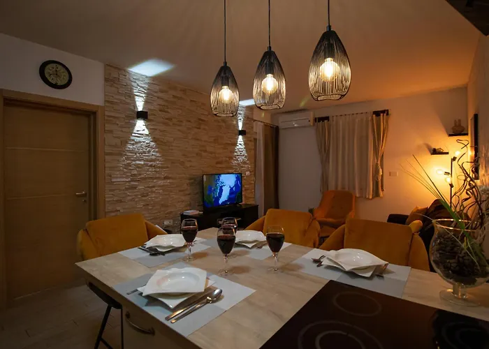 Babo Διαμέρισμα Ρόβινι